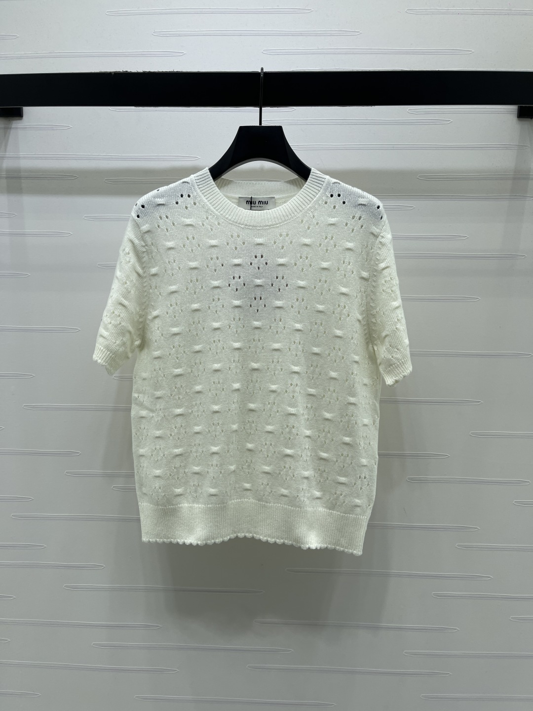 Women's short sleeves